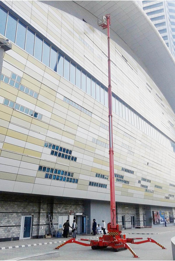 36米直臂式履帶蜘蛛車