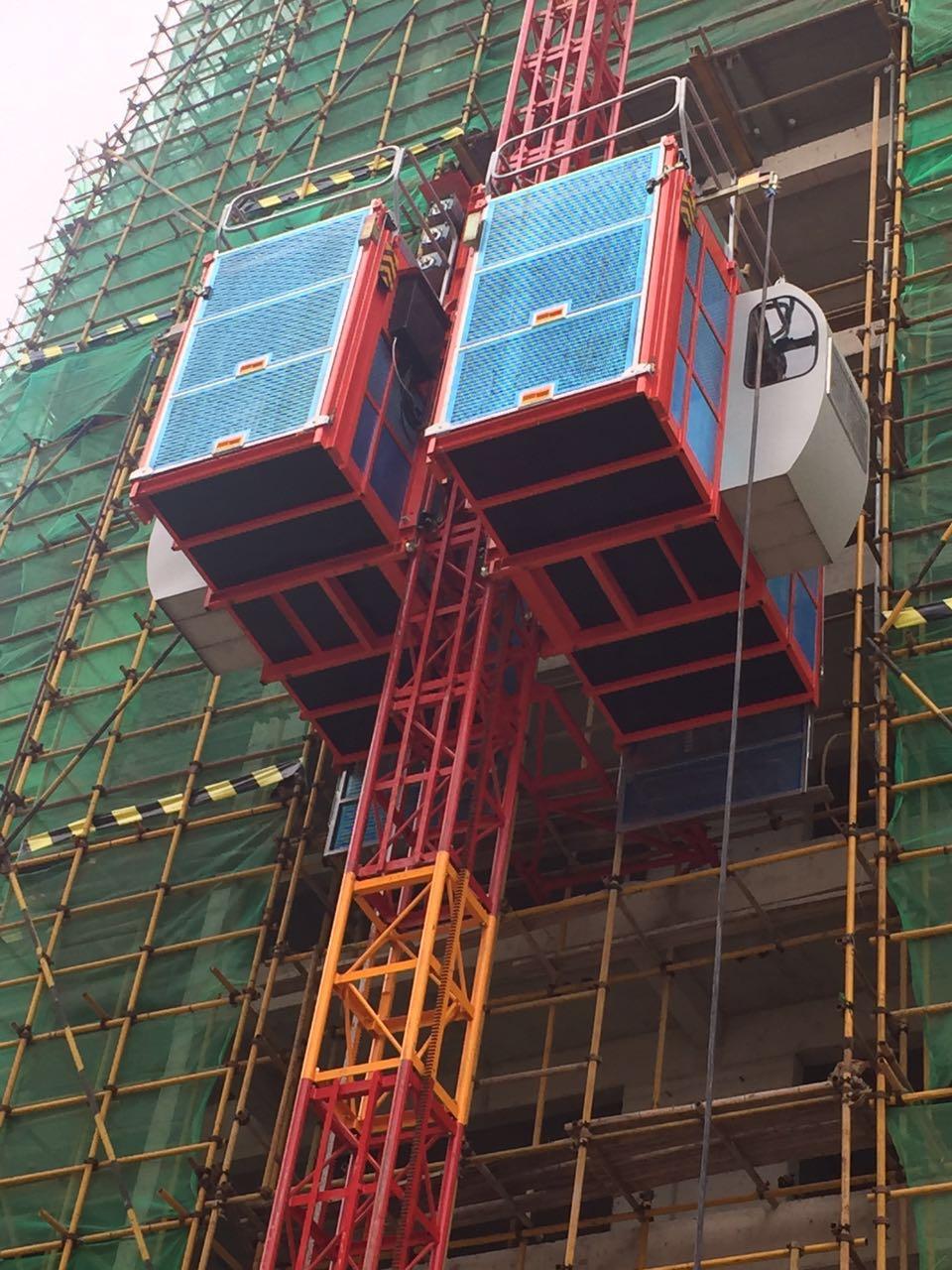 建筑升降機圖片